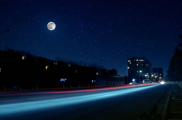 Pełnia Księżyca Nad Miastem Nocy Baku Azerbejdżan Big Full Moon — Zdjęcie stockowe
