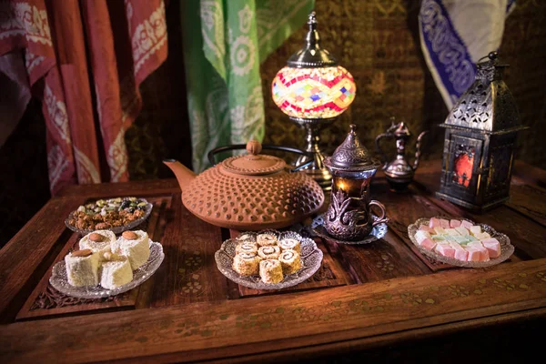 Arabian Tea Glass Eastern Snacks Vintage Wooden Surface Eastern Tea — Stock Photo, Image