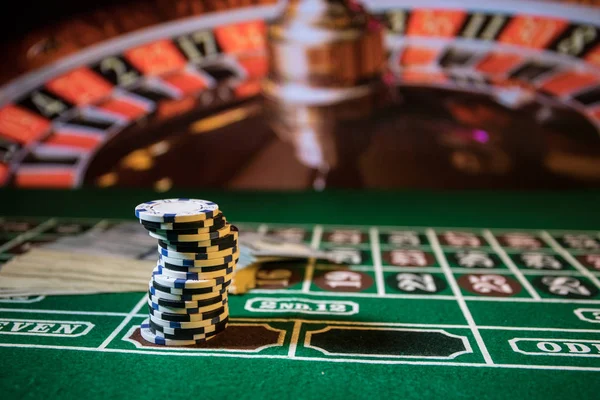 Casino element isolation on the colorful, Slot machine, Roulette while, Dice, Casino chip - image — Stock Photo, Image