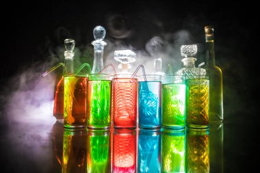 barda limon ile renkli çekim koleksiyonu; kireç ile alkol mini kokteyl atıcılar seti;