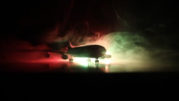 Διακόσμηση Τέχνης Επιβατηγό Αεροπλάνο Φώτα Και Καπνό — Αρχείο Βίντεο