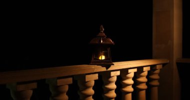 karanlıkta vintage fener yakın çekim görüntüleri