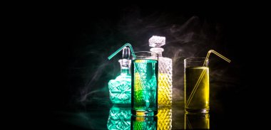 barda limon ile renkli çekim koleksiyonu; kireç ile alkol mini kokteyl atıcılar seti;