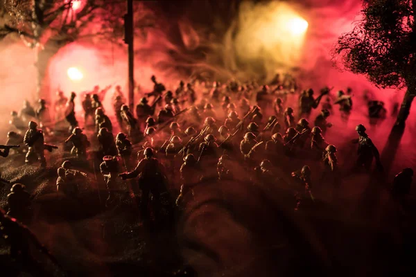 Έννοια Πολέμου Στρατιωτικές Σιλουέτες Καταπολέμηση Σκηνή Στο Φόντο Ομίχλη Του — Φωτογραφία Αρχείου