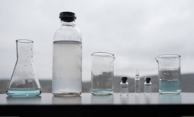 Hızla yayılan Coronavirus 'un kan testi sonucu pozitif. Kapatın. Seçici odak