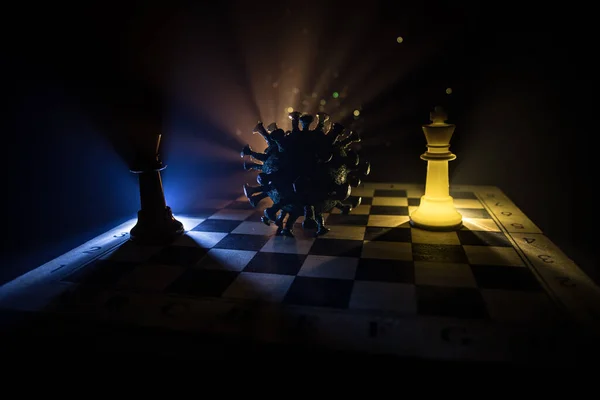 Σκάκι Επιτραπέζιο Παιχνίδι Έννοια Στρατηγική Των Επιχειρήσεων Covid Παγκόσμια Πανδημία — Φωτογραφία Αρχείου