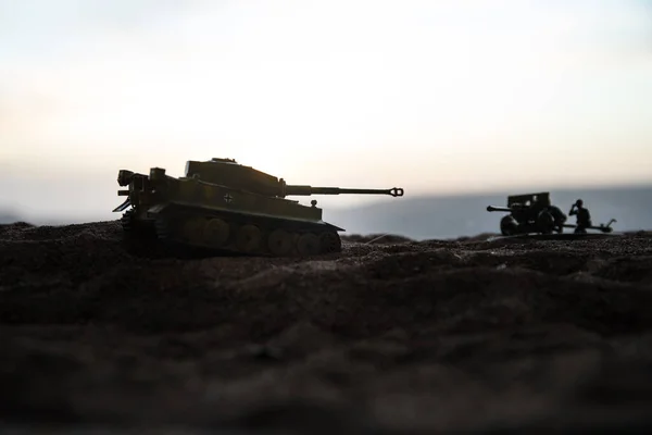 Savaş Konsepti Askeri Siluetler Savaş Sisli Gökyüzü Arka Planında Savaş — Stok fotoğraf