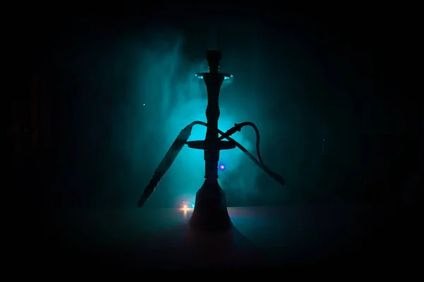 Hookah Brasas Calientes Tazón Shisha Haciendo Nubes Vapor Cuarto Oscuro — Foto de Stock