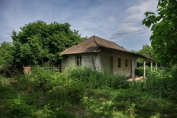 Bild Eines Schönen Dorfhauses Mit Garten Aserbaidschanisches Dorf Sommer — Stockfoto