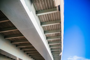 Betonarme inşaat yolun alt kısmı