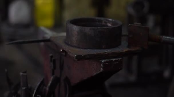 The workpiece on the anvil — Stock Video