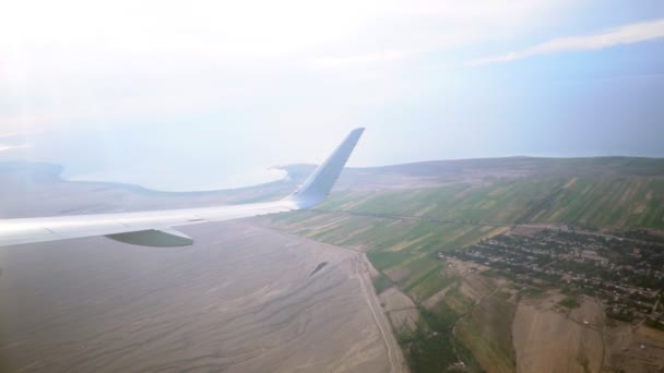 从飞机窗口看风景 — 图库视频影像