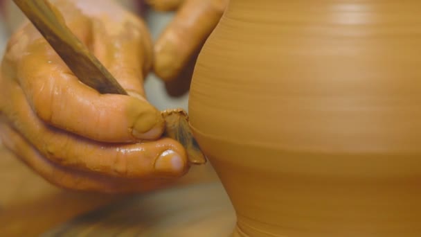 Potter Trabalha Com Argila — Vídeo de Stock