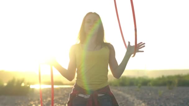 Ragazza Con Cerchio Natura — Video Stock