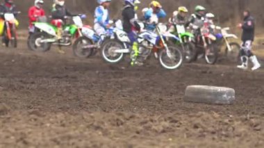 Novokuzneck, Rusya - 21.04.2018: motocross yarışmalar