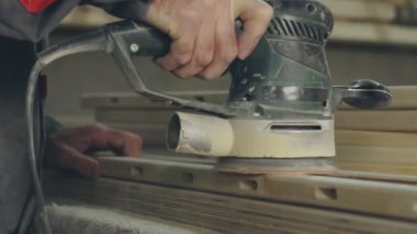 Ana atölye ahşap ürünler biler