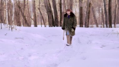 Ormanın içinden Forester gider