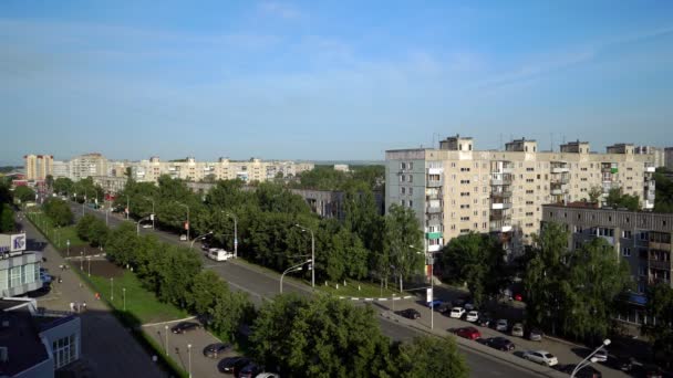 Rusya Novokuznetsk 2020 Şehir Yolları Arabaları Değiştiriyor — Stok video