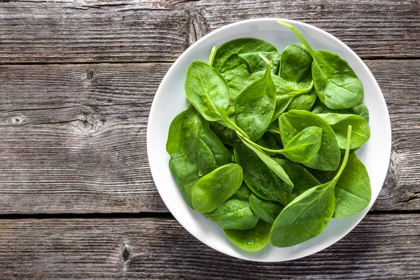 Fresh Vegetables Green Spinach Plate Vegan Food Healthy Lifestyle Concept — Stock Photo, Image