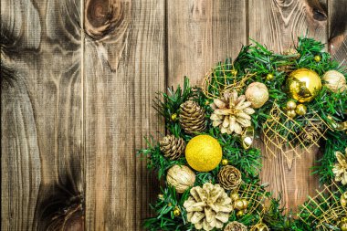 Advent Noel çelenk ahşap zemin üzerine altın bezemeli Kapıda asılı için süsler
