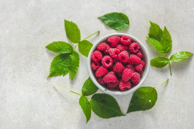 Taze ahududu, üstten görünüm