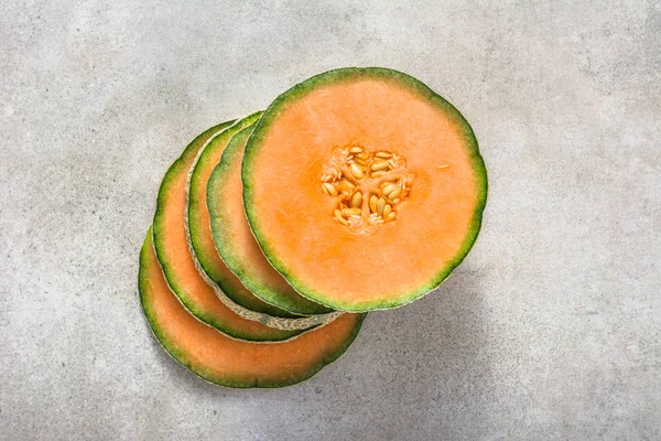 Hälften Meloner Orange Cantaloupe Melon Skivor — Stockfoto