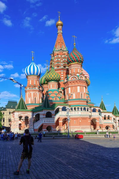 Moscú Rusia Mayo 2018 Catedral Basilio Sobre Fondo Cielo Azul — Foto de Stock