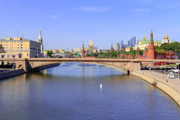 Moscow Russia June 2018 View Bol Shoy Moskvoretskiy Bridge Moscow — Stock Photo, Image