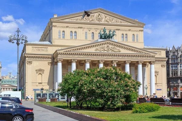 Moskva Ryssland Juni 2018 Byggnad Bolsjojteatern Moskva Blå Himmel Bakgrund — Stockfoto