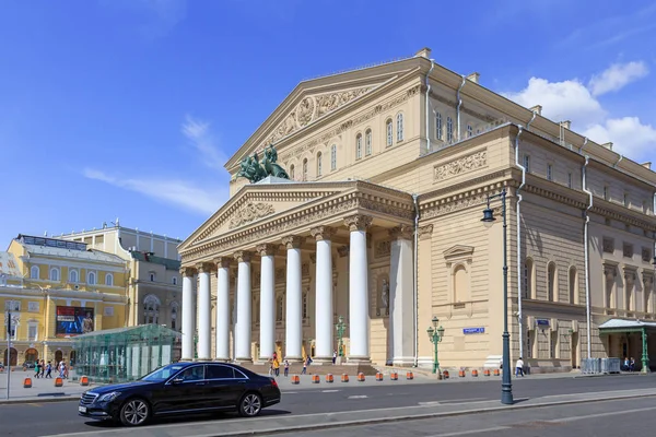 Mosca Russia Giugno 2018 Costruzione Del Teatro Bolshoi Sfondo Blu — Foto Stock