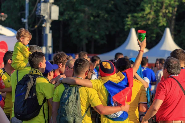 Moscú Rusia Junio 2018 Fans Colombian Football Team Communicate Fifa — Foto de Stock