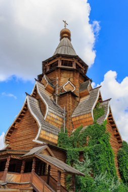 Moskova, Rusya - 06 Ağustos 2018: Aziz Nikolaos Kilisesi Izmailovo Kremlin closeup mavi gökyüzü karşı. Kültür ve eğlence karmaşık Kremlin Izmailovo Moskova'da