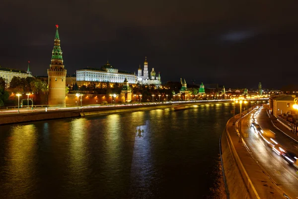 Вид Реку Иву Московский Кремль Ночной Подсветкой — стоковое фото