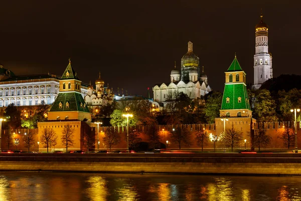 Arquitectura Del Kremlin Moscú Por Noche Con Iluminación —  Fotos de Stock