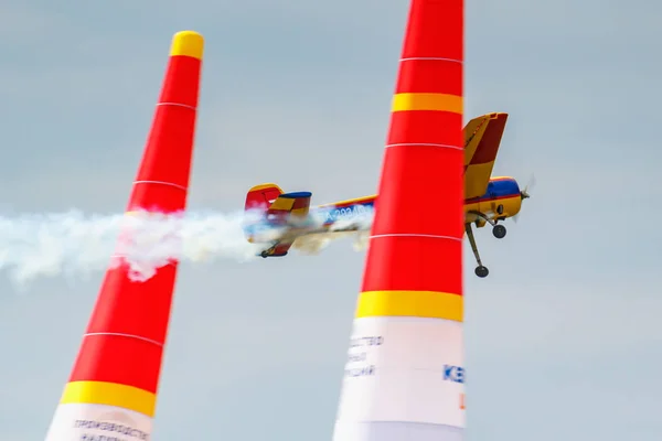 Balashikha, Moscow region, Russia - May 25, 2019: Russian sports and aerobatic aircraft SP-55F RA-2934G performs aerobatics over Chyornoe airfield at the Aviation festival Sky Theory and Practice 2019 — Stock Photo, Image