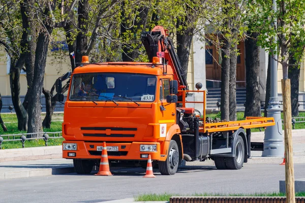 Moskow Rusia Mei 2019 Truk Derek Oranye Kotamadya Yang Diparkir — Stok Foto