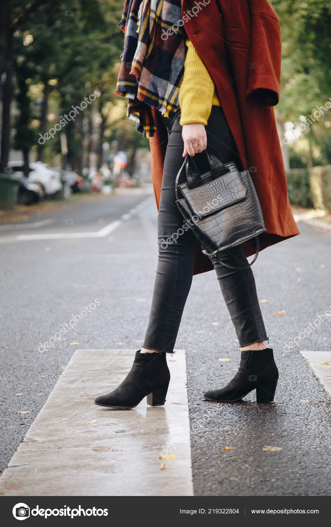 black ankle boots street style