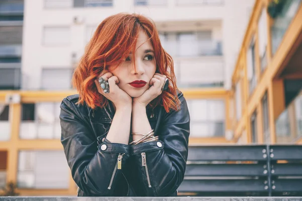 Street Style Fashion Potrait Beautiful Young Red Haired Woman Wearing — Stock Photo, Image