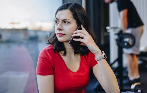 Authentic Portrait Beautiful Fit Woman Making Phone Call Gym Personal — Stock Photo, Image