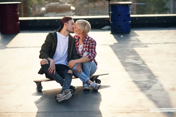 Young Charming Couple Having Fun Skateboards Roof Industrial Building Gentle — Stock Photo, Image