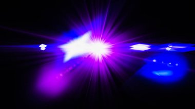 Gerçekçi Len parlama ışık efekti siyah arka plan üzerinde. Optik