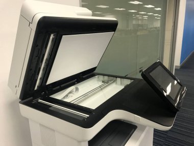 çok işlevli yazıcı Office kullanıma hazır kapatın