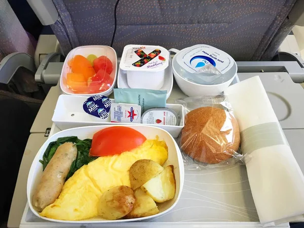 Qantas Airways Närbild Oktober 2017 Med Frukostbricka Ombord Flyget Till — Stockfoto