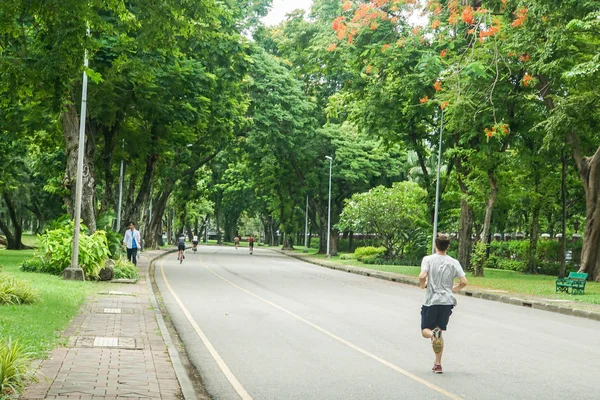 Bangkok Tayland Eylül 2018 Lumpini Parkta Egzersiz Için Avrupa Adam — Stok fotoğraf