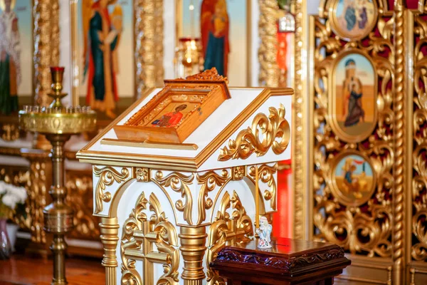 サマラ地域 Orthodox 寺の内部 — ストック写真