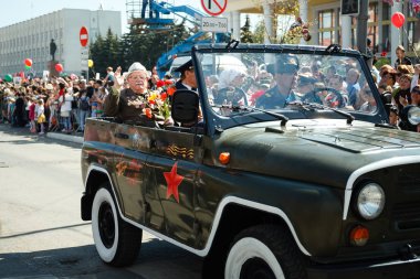 Ölümsüz alayı. Zafer Bayramı. Askeri geçit töreni. 