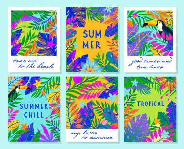 Tropikal yaprakları, çiçekleri ve toucans ile yaz vektör illüstrasyonlar kümesi. Elle çizilmiş doku ile çok renkli bitkiler. Baskılar, el ilanları, afişler, davetiyeler, sosyal medya için mükemmel egzotik arka planlar.