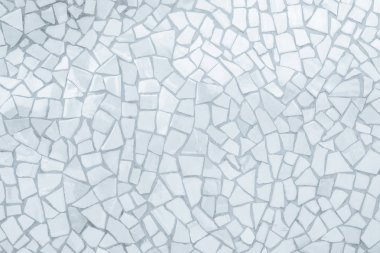 Kırık fayans mozaik seamless modeli. Beyaz ve gri karo duvar yüksek çözünürlüklü gerçek fotoğraf veya tuğla sorunsuz ve iç arka plan doku.