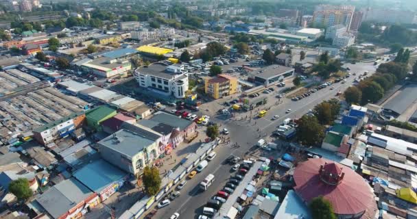 Panoramatický vzdušný výhled na město — Stock video