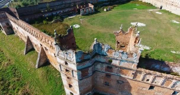 全景空中拍摄老城堡 — 图库视频影像